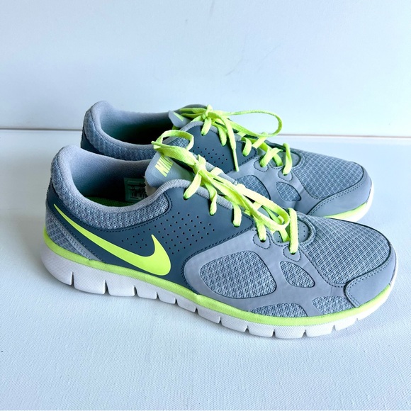 Nike Flex Experience Run 2 Running Shoes • Women’s Size 12 • Gray/Neon Yellow - Picture 1 of 11